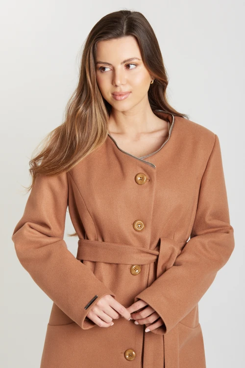Agnieszka loden camel #7