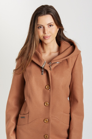 Agnieszka loden camel